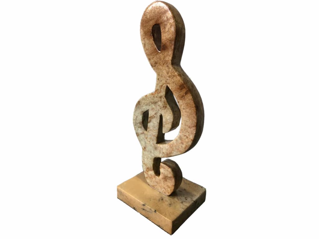 Clave de Sol envernizada de pedra sabão